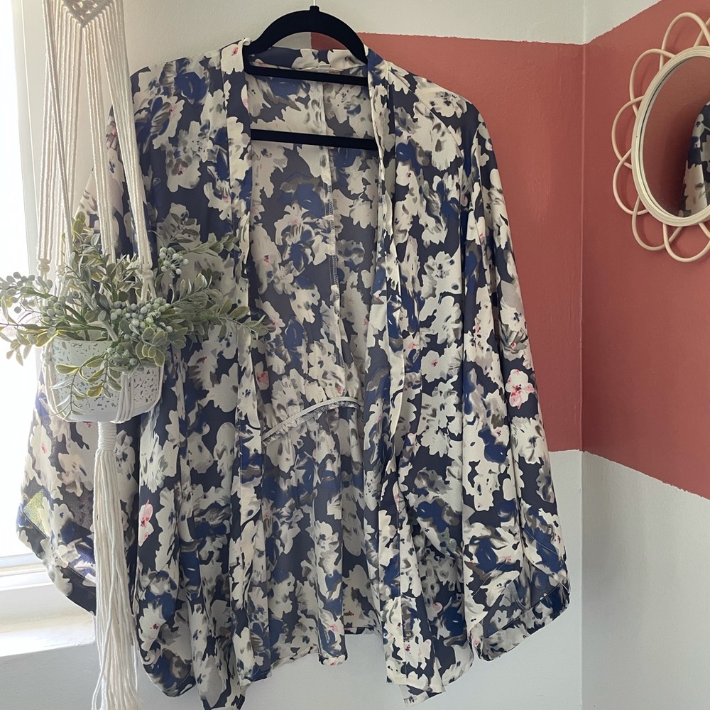 Blue floral kimono